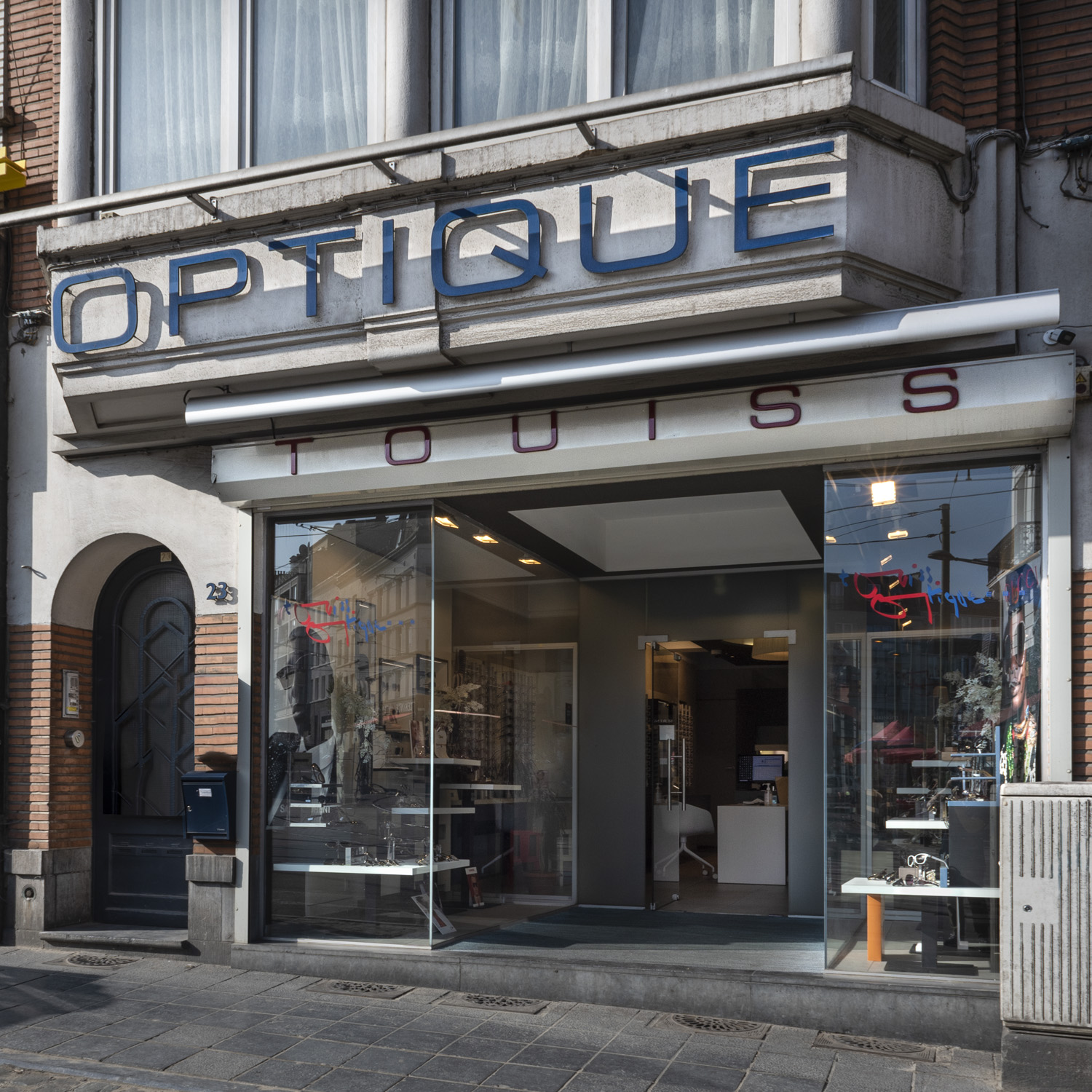 Touis Optique facade